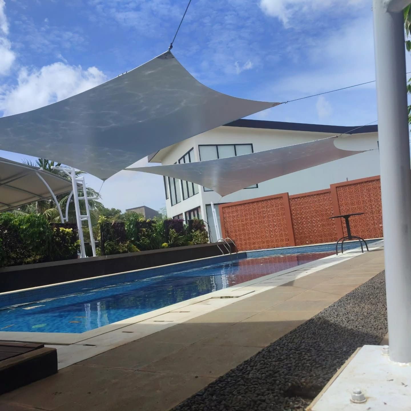 Canopy Minimalis
