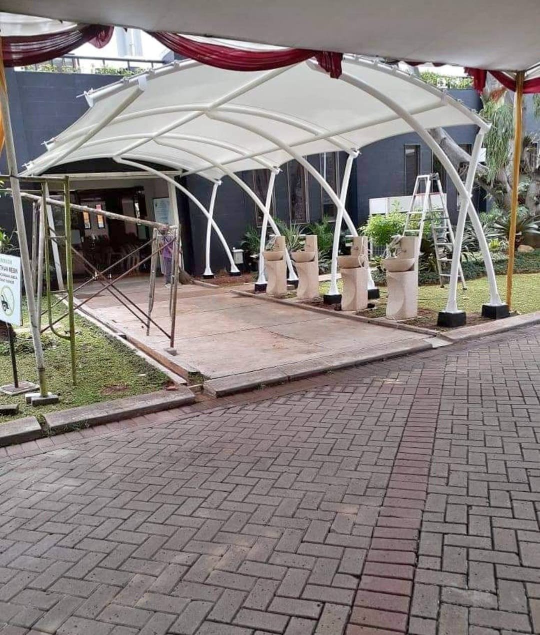 Tenda Membran Modern Di Bandung