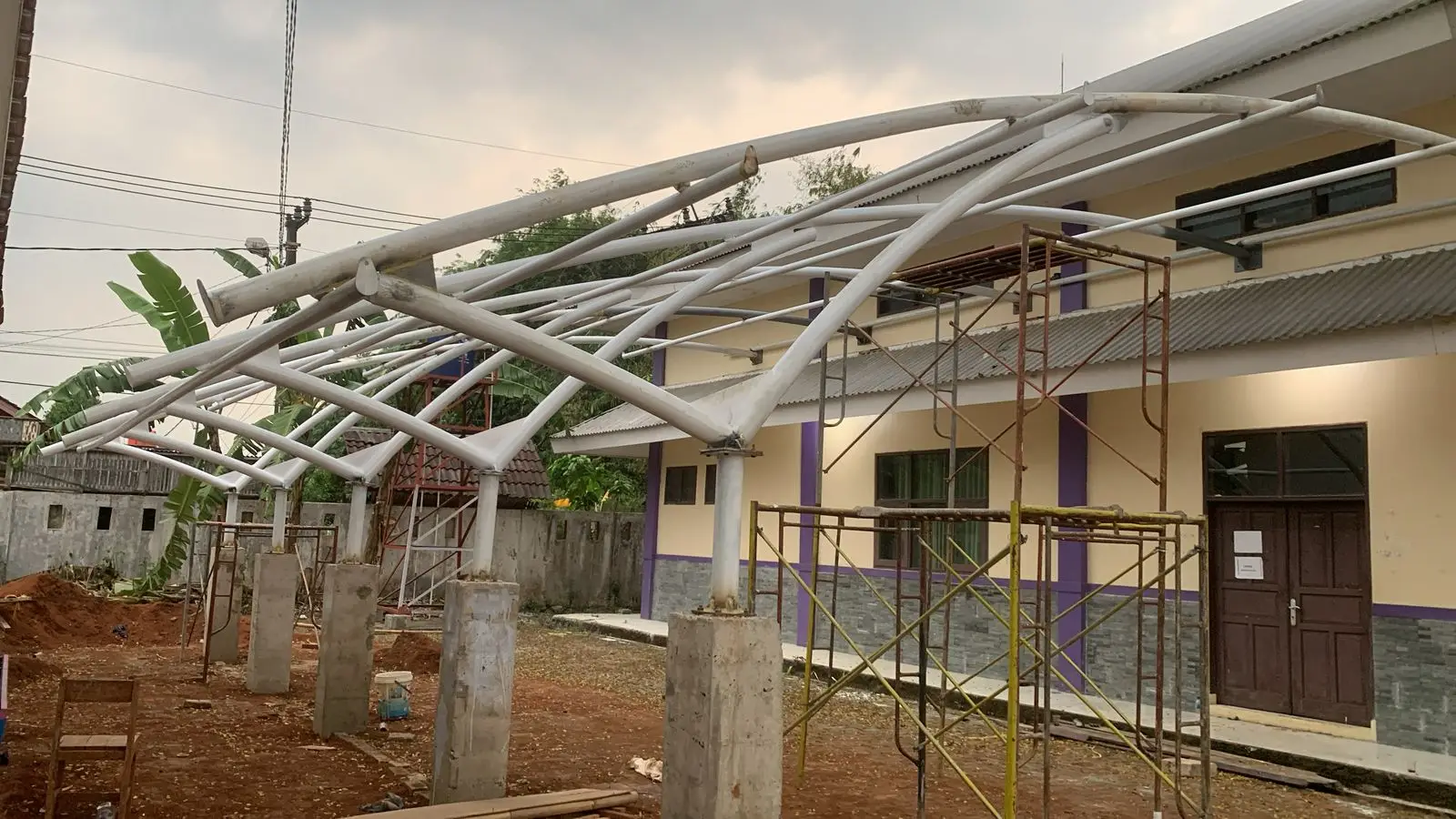 Jasa Kanopi Membran Kupang