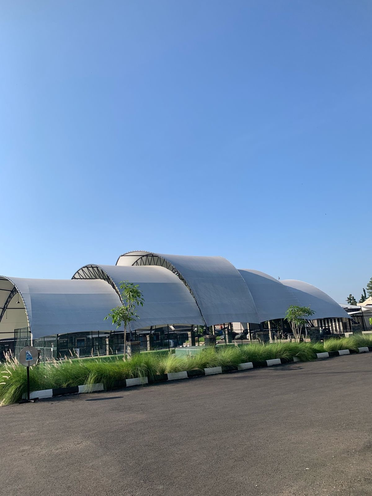 Tenda Membran Lapangan Tenis