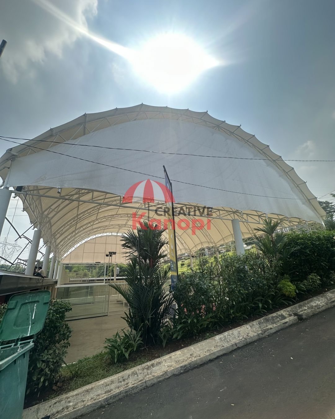 Kanopi Lapangan Padel